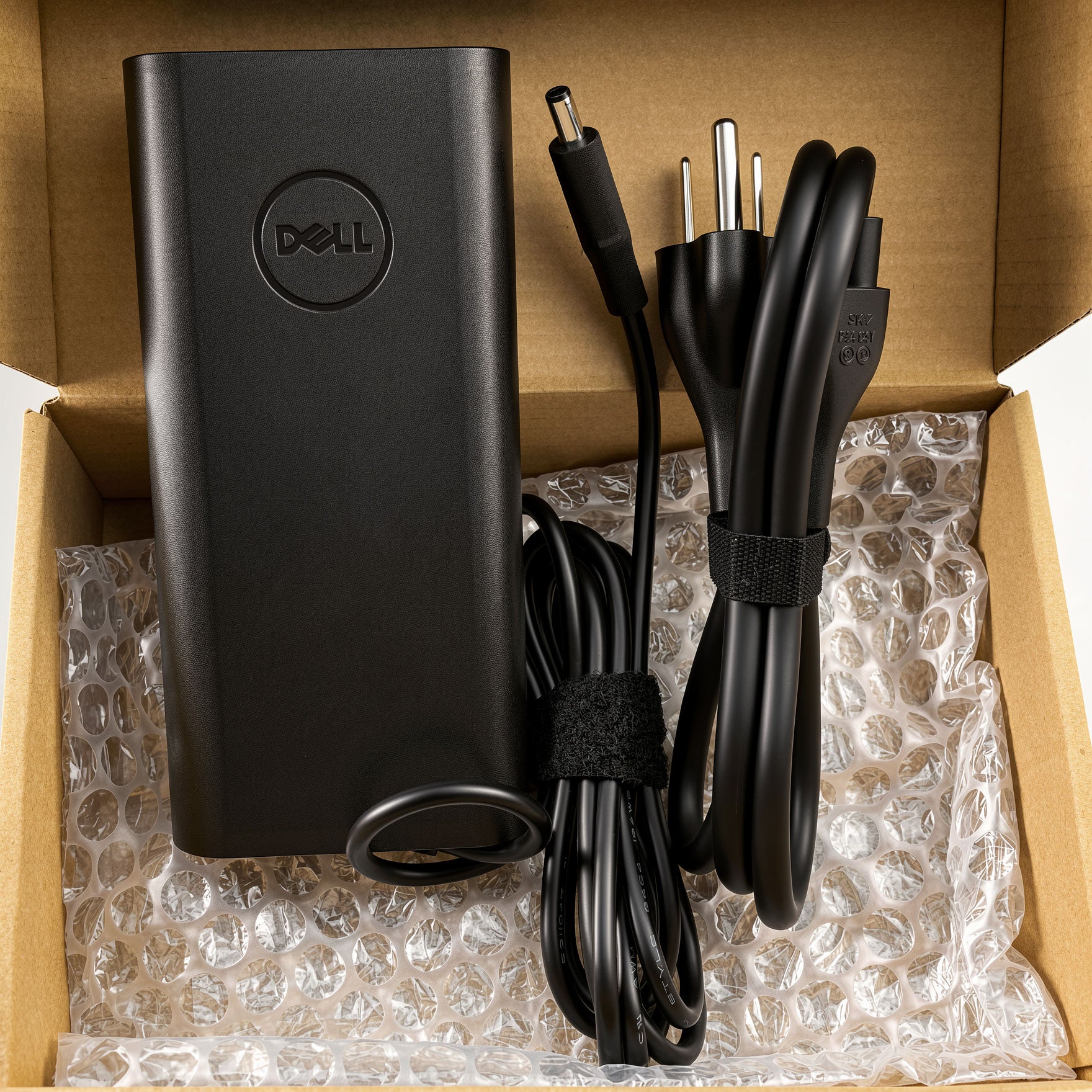 Dell 130W AC Power Adapter DA130PM130 19.5V 6.67A Charger for XPS 15 9550 9560 9570, Precision 5510 5520 Laptops